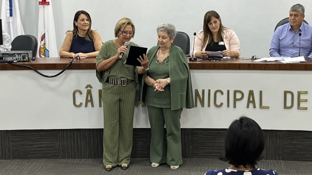 Ex Secretária Édima homenagem