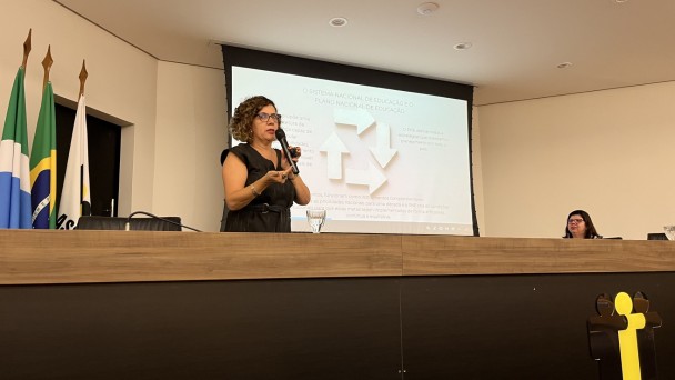 Conselheira Fárima    Palestrante