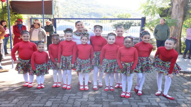 Apresentação Grupo de Dança